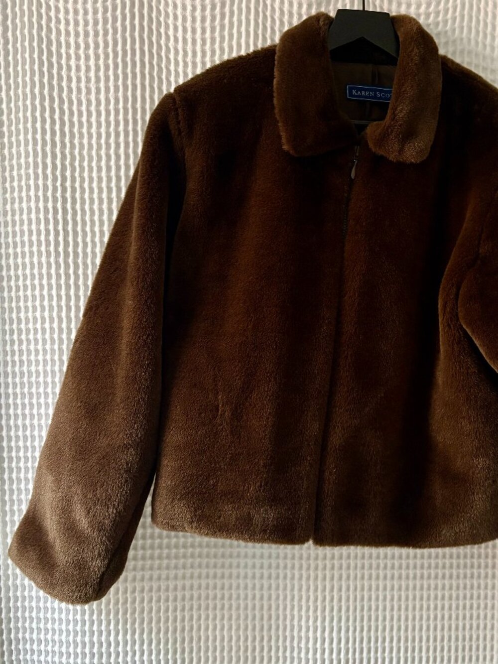 Vintage Karen Scott brown cozy faux fur teddy bomber jacket women's size large